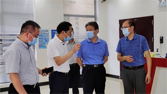 国度工信部中幼企业局局长梁志峰一行调研调查株洲888集团电子游戏